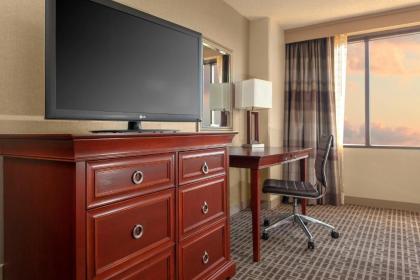 DoubleTree by Hilton Kansas City - Overland Park - image 9