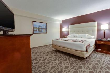 Drury Inn & Suites Overland Park - image 13