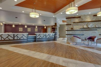 Drury Inn & Suites Overland Park - image 5