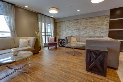 Drury Inn & Suites Overland Park - image 7