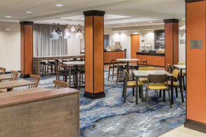 Fairfield Inn & Suites Kansas City Overland Park - image 14