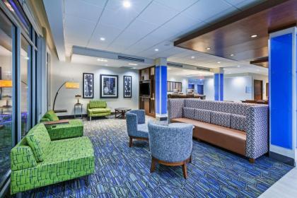 Holiday Inn Express & Suites - Tulsa Northeast - Owasso an IHG Hotel - image 10