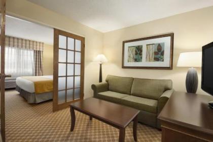 Country Inn & Suites by Radisson Owatonna MN - image 8