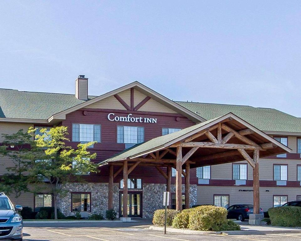 Comfort Inn Owatonna near Medical Center - main image