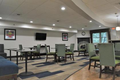 Best Western Owego Inn - image 5