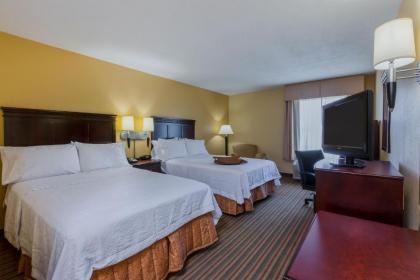 Hampton Inn Owensboro - image 13