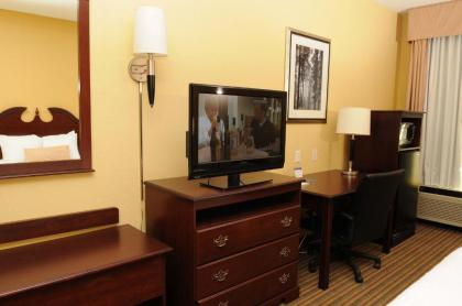 Hampton Inn Owensboro - image 6