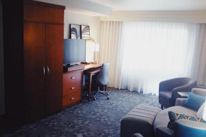 Courtyard by Marriott Owensboro - image 13