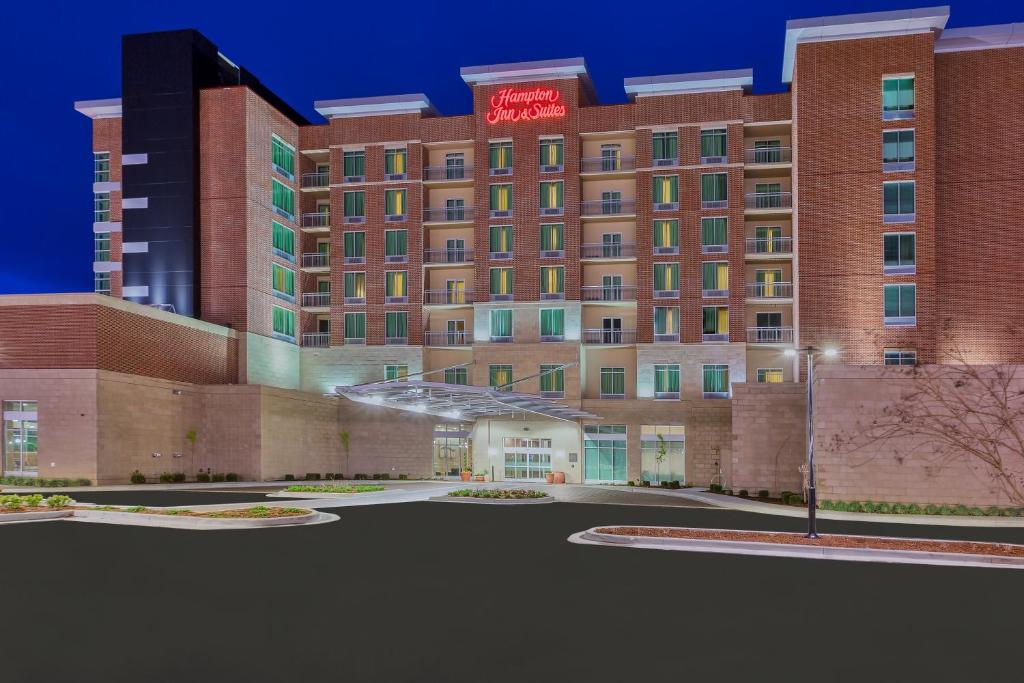 Hampton Inn & Suites Owensboro Downtown/Riverside - main image