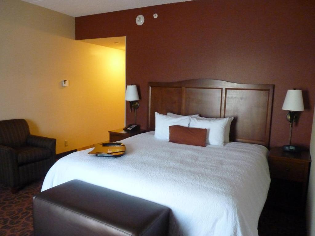 Hampton Inn Owings Mills - image 2