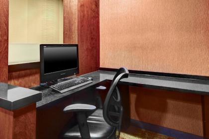 Fairfield Inn & Suites Anniston Oxford - image 9