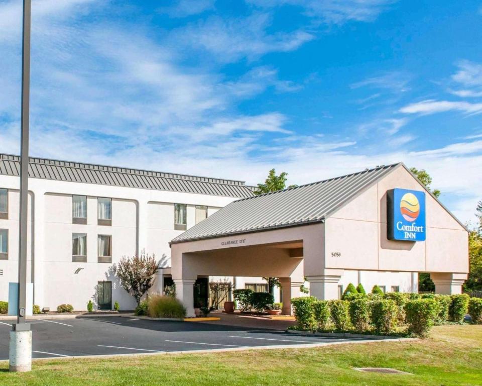 Comfort Inn Oxford - main image