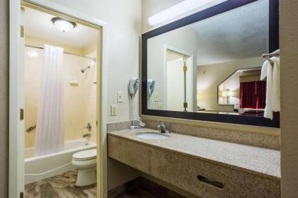 Quality Inn & Suites Oxford - image 2