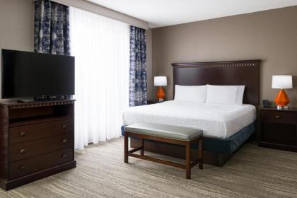 Hampton Inn & Suites National Harbor/Alexandria Area - image 11