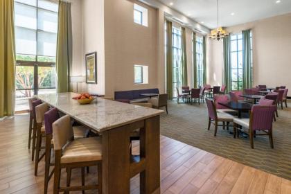 Hampton Inn & Suites National Harbor/Alexandria Area - image 15