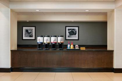 Hampton Inn & Suites National Harbor/Alexandria Area - image 20