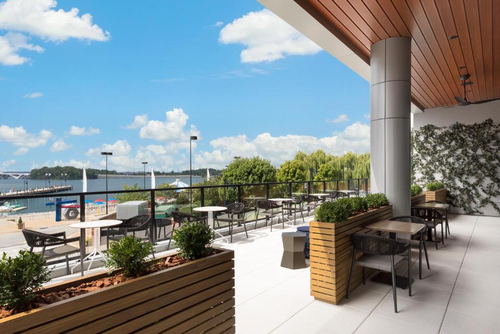 Hyatt Place National Harbor - main image