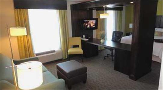 Hampton Inn Ozark - image 4