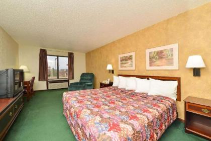 Americas Best Value Inn Ozark - image 6