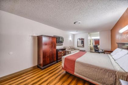 Hillcrest Inn & Suites Ozona - image 4