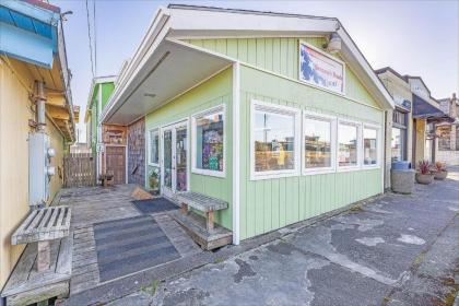 Anchor In Beach House - image 1