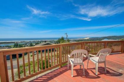 Carousel House in Pacific City - image 1