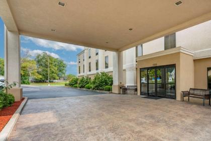 Comfort Inn Near Six Flags St. Louis - image 8