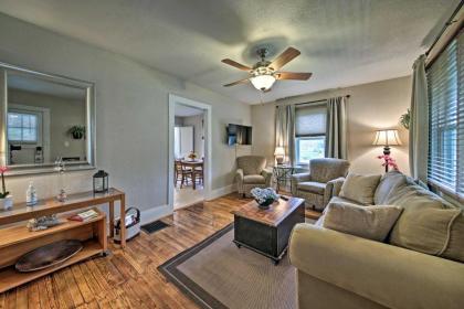 Charming Pet-Friendly Abode Near St Louis! - image 5