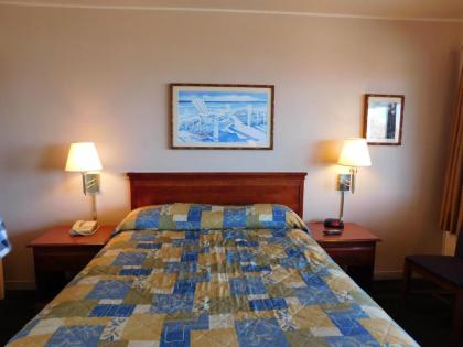 Sea Breeze Motel - image 10