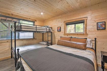 Packwood A-Frame with Hot Tub By Mt Rainier! - image 10