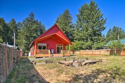 Rustic Cabin Near Mt Rainier Fire Pit and BBQ - image 2