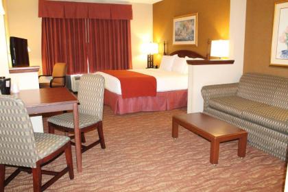 Auburn Place Hotel & Suites Paducah - image 12