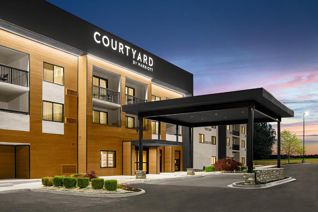 Courtyard Paducah West - main image