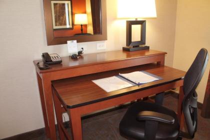 Holiday Inn Express & Suites Paducah West an IHG Hotel - image 13