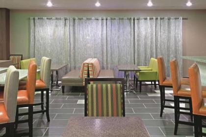 La Quinta by Wyndham Paducah - image 3