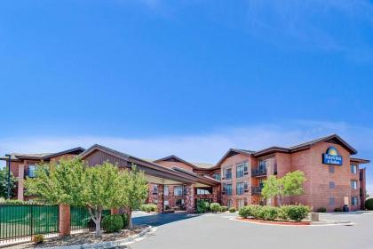 Days Inn & Suites By Wyndham Page Lake Powell