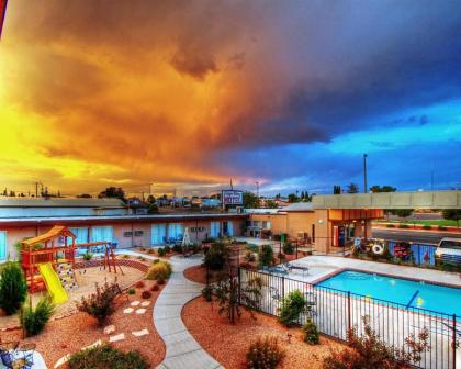 Lake Powell Canyon Inn - image 2