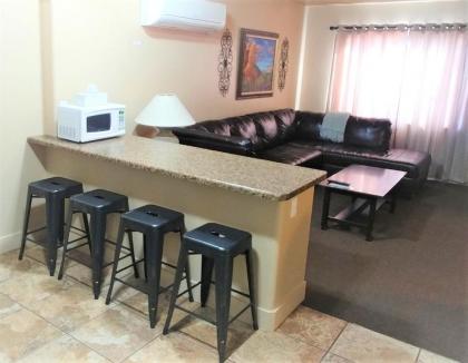 Lake Powell motel  Apartments Page