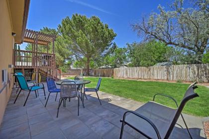 Spacious Home with Yard Less Than 3 Mi to Lake Powell! - image 4