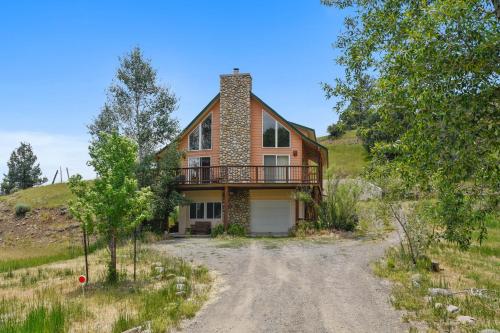 Creekside Cabin (entire house) - main image