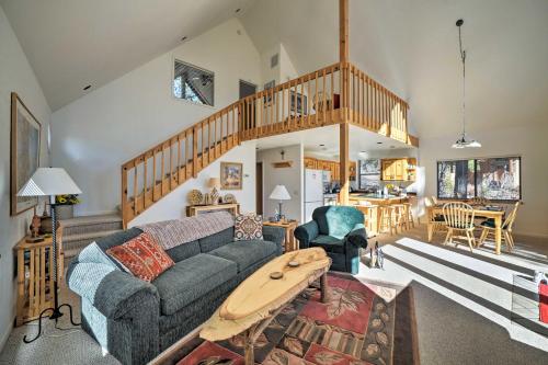 Pagosa Springs Chalet with Mtn View - 5 Mi to Town! - main image