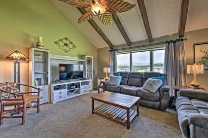 Cozy Colorado Condo Less Than 1 Mi to Village Lake! - image 5