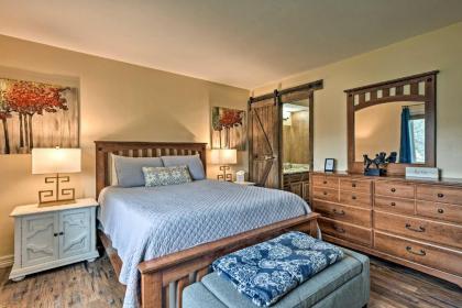 Cozy Mtn Condo with Grill 28 Mi to Wolf Creek! - image 10