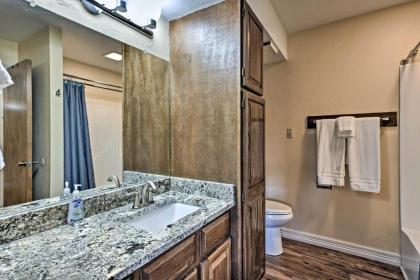 Cozy Mtn Condo with Grill 28 Mi to Wolf Creek! - image 13