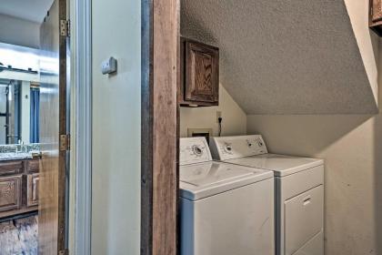 Cozy Mtn Condo with Grill 28 Mi to Wolf Creek! - image 14