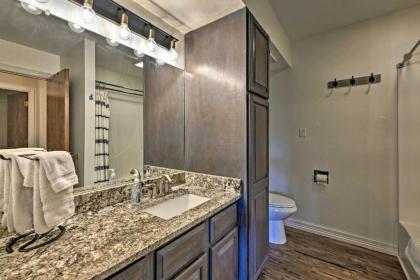 Cozy Mtn Condo with Grill 28 Mi to Wolf Creek! - image 18