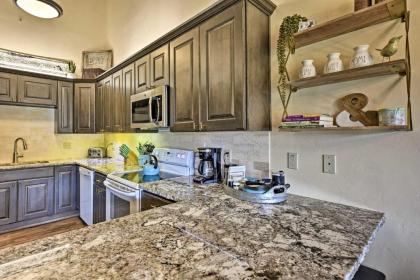 Cozy Mtn Condo with Grill 28 Mi to Wolf Creek! - image 4