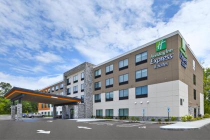 Holiday Inn Express  Suites   Painesville   Concord an IHG Hotel