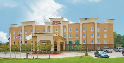 Hampton Inn & Suites Palestine - image 18