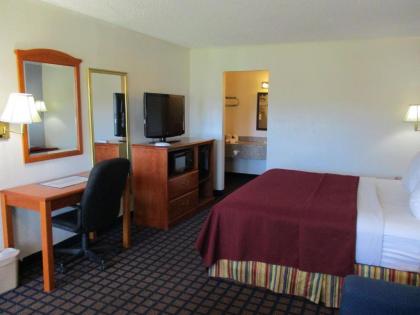 Best Western Palestine Inn - image 10